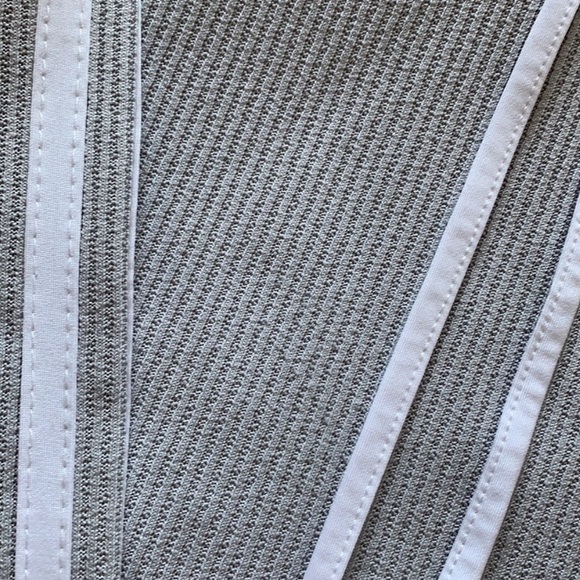 PrettyLittleThing Grey Crop Top | NWOT - Picture 5 of 6